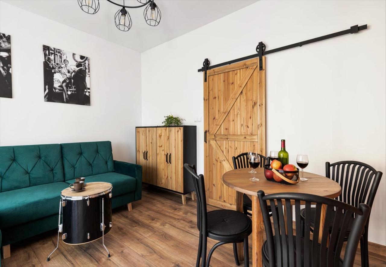 Jazz Station Apartment Go New & Pure Cracóvia Exterior foto